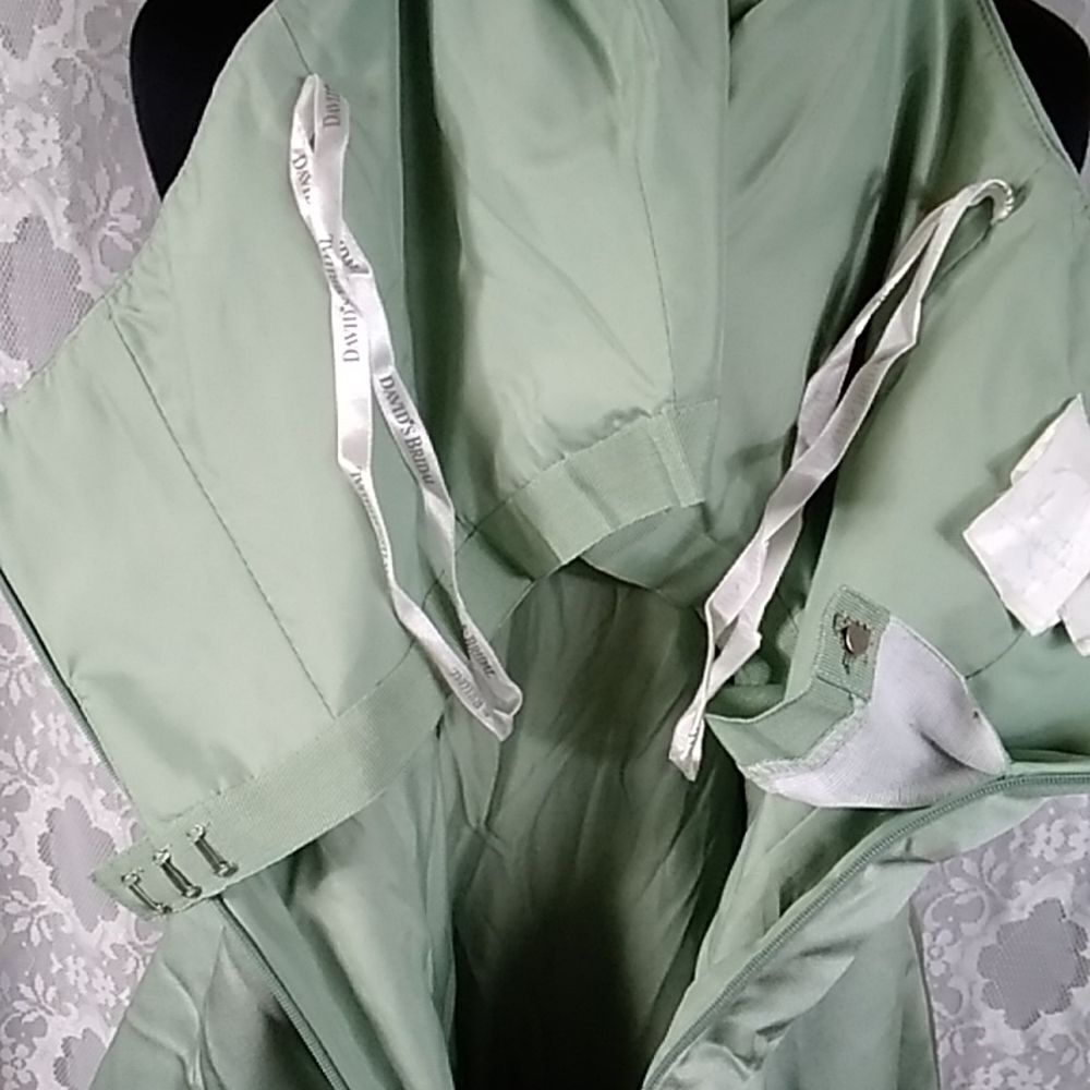 SAGE GREEN DAVID'S BRAND DRESS SIZE 2 - Picture 13 of 16